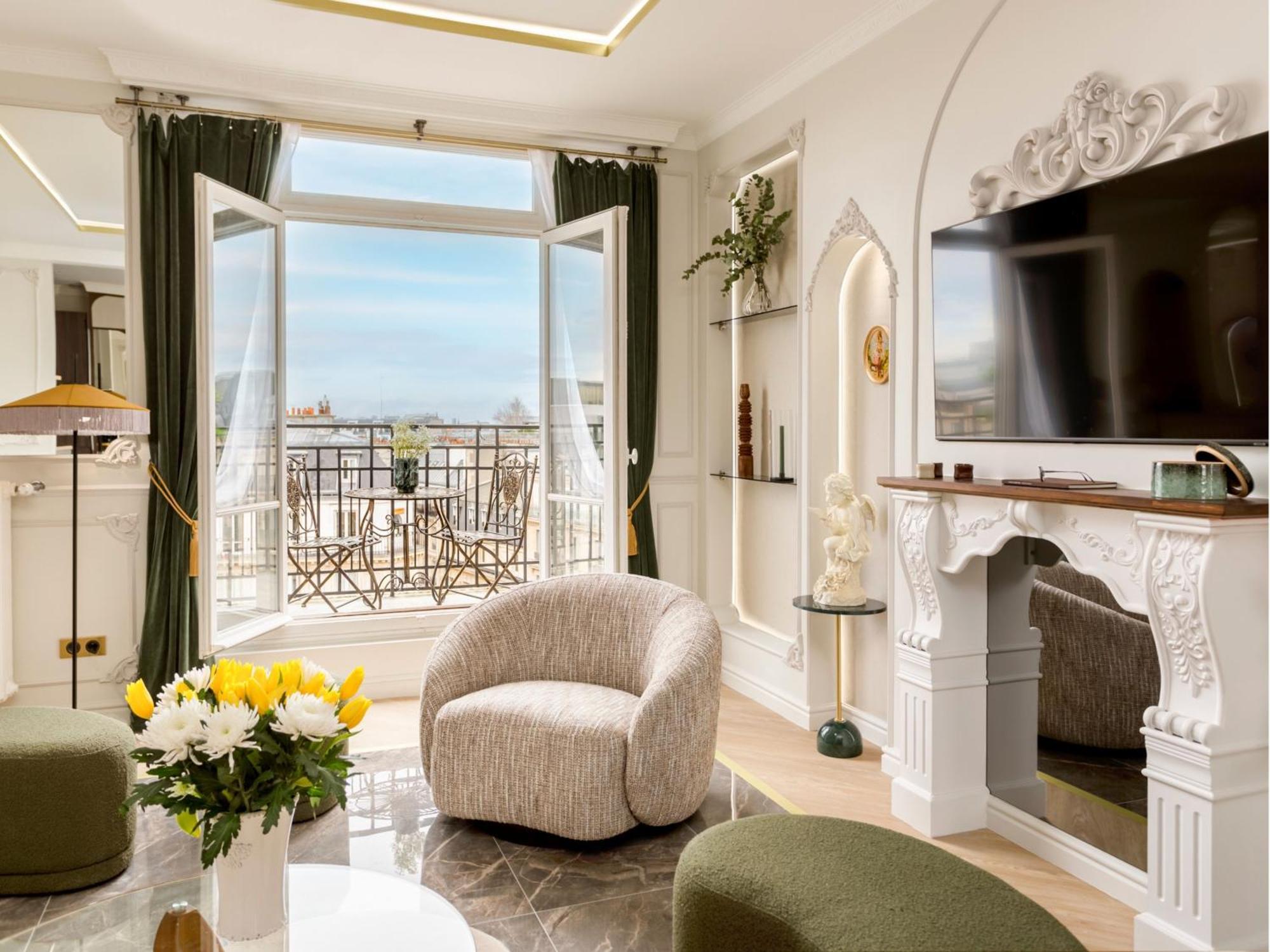 Merveil Signature Hoche - Eiffel Tower View Apartment Paris